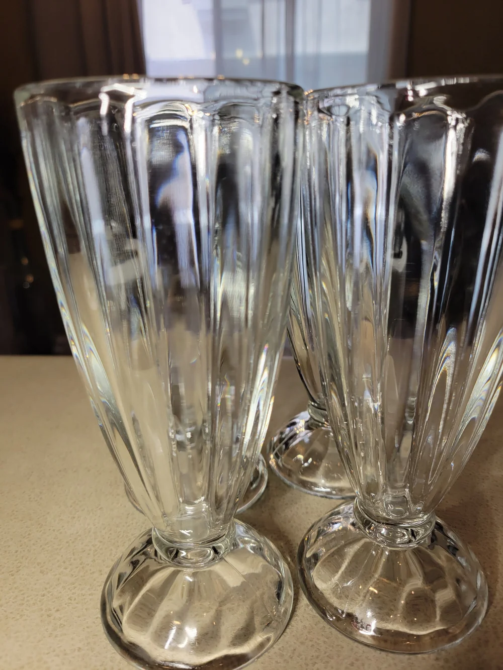 Set of 4 Vintage Clear Glass Milkshake / Soda Fountain Glasses - 12oz